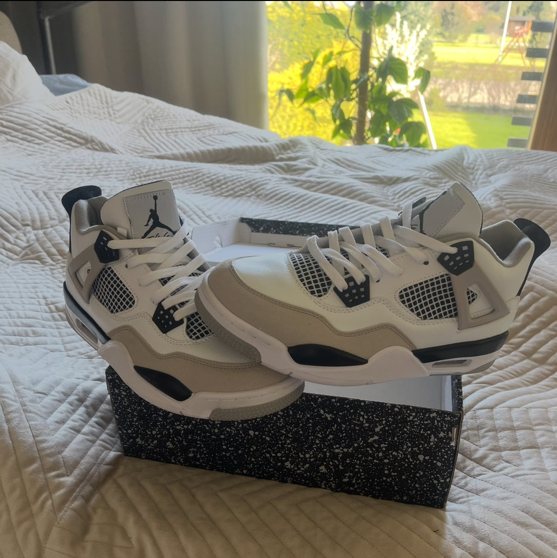Jordan 4 Military Black